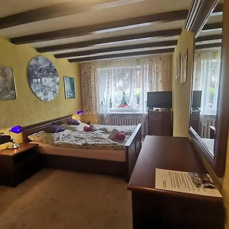 Alloggio in famiglia Rezydenz *