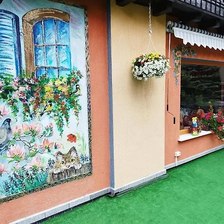 홈스테이 Rezydenz *